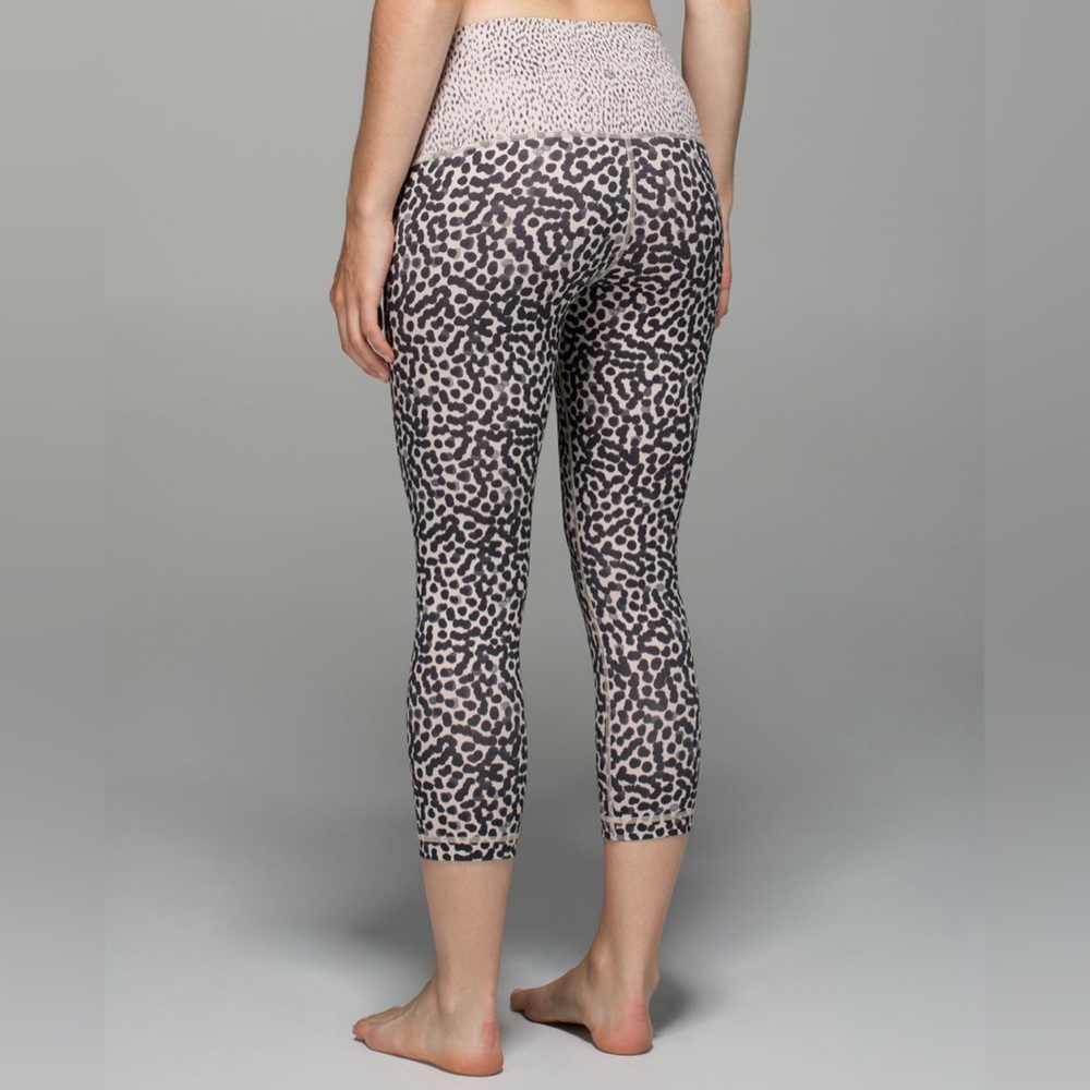 Lululemon Athletica Wunder Under Crop II Full on Luon Roll Down Ace Spot Grain